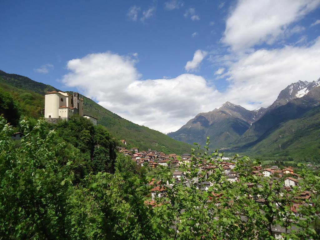 B&B Il Pettirosso Malonno Bagian luar foto