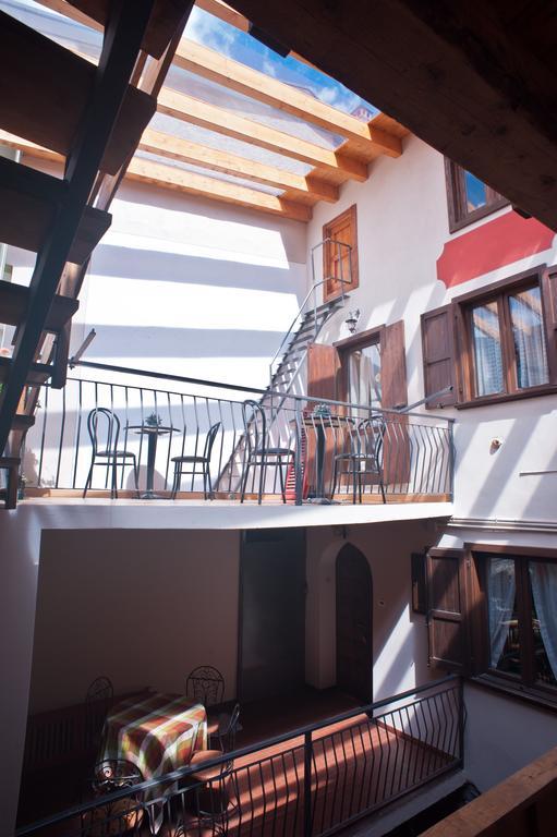 B&B Il Pettirosso Malonno Bagian luar foto