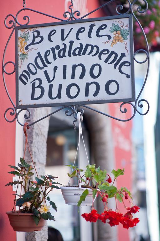 B&B Il Pettirosso Malonno Bagian luar foto