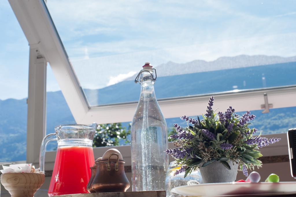B&B Il Pettirosso Malonno Bagian luar foto